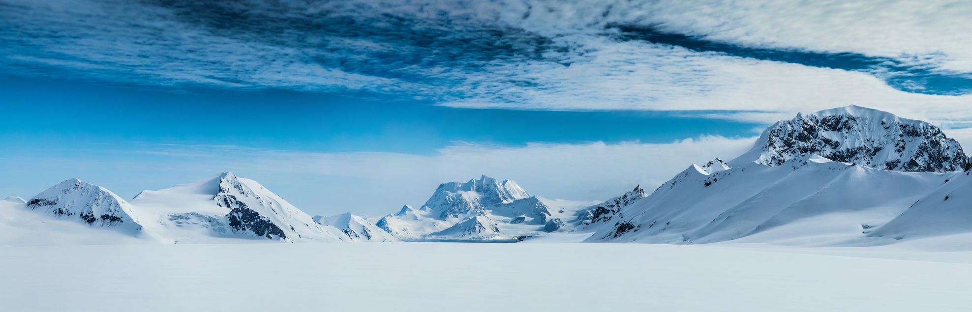 An icy horizon in the Arctic.
